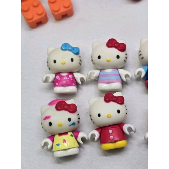Sanrio Hello Kitty Lot of 10 Mini Figures And Assorted Mega Bloks - Picture 14 of 16